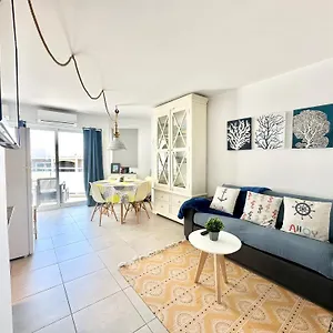 Surfer's View Pool Ac Wifi Deskterrace And Parking , Corralejo Spagna